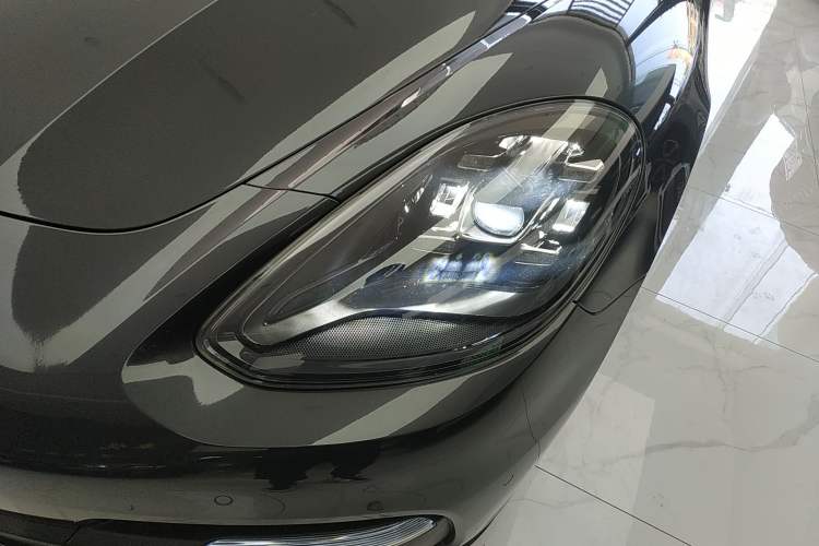 Used Porsche Panamera 2017 Panamera Executive Long Wheelbase 3.0T
