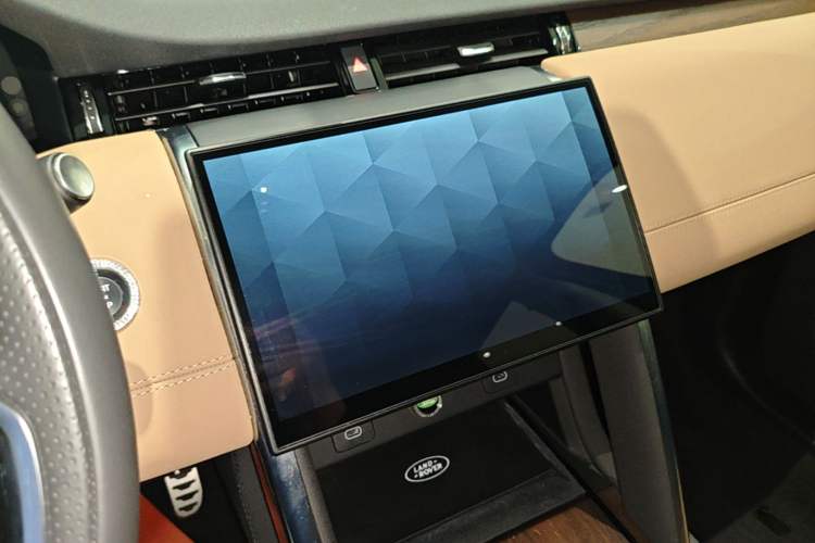 Used Land Rover Discovery Sport 2025 249 PS Performance Tech Edition