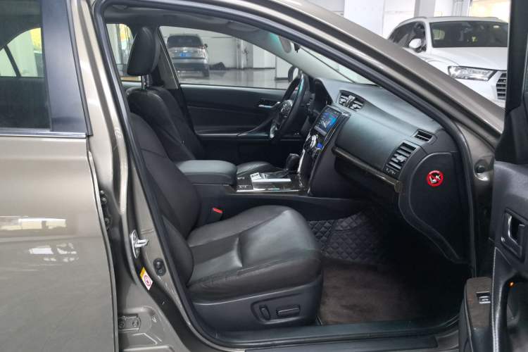 Used Toyota Reiz 2013 2.5V Elite Edition
