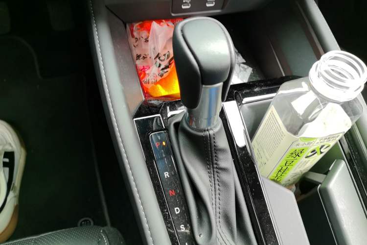 Used Honda Accord 2024 260TURBO Prestige Edition Gear Lever