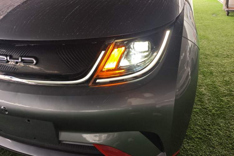 Used BYD Dolphin 2021 405 km Fashion Edition Left Front Headlight