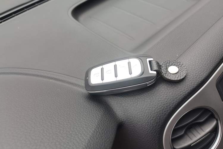 Used Volkswagen Tiguan L 2016 300TSI Automatic Two-Wheel Drive Luxury Edition