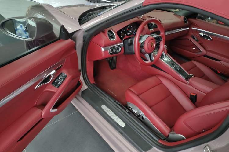 Used Porsche 718 2022 Boxster 2.0T