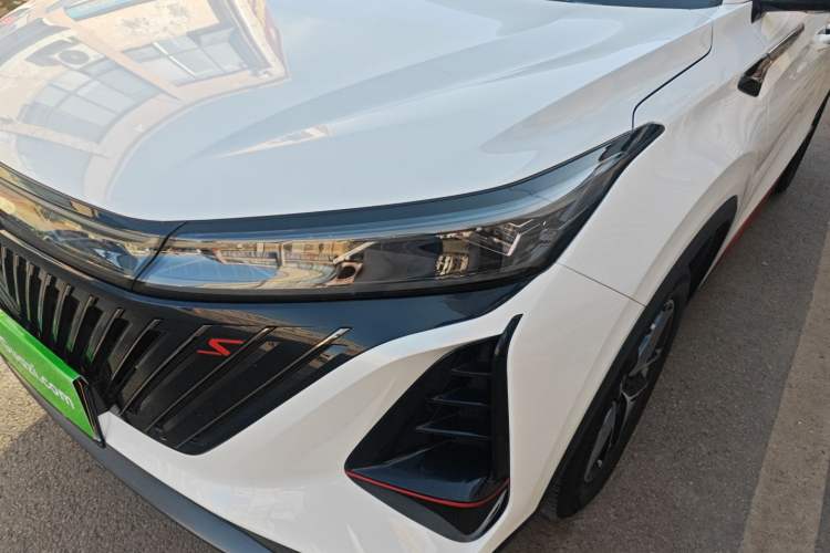 Used CHANGAN CS75 PLUS 2022 2nd Generation 1.5T Automatic Prestige Version Left Front Headlight