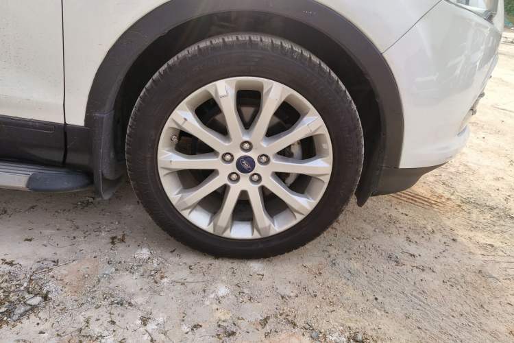 Used Ford Kuga 2015 1.5L GTDi Two-Wheel Drive Fashion Edition