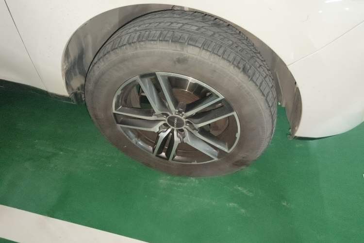 Used Haval F5 2020 1.5T DCT iXuan Right Front Wheel Hub