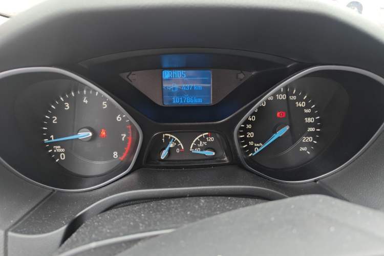 Used Ford Focus 2015 Hatchback 1.6L Automatic Fashion Edition