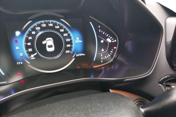 Used Hyundai Lafesta 2019 280TGDi Smart Speed Version China VI Standard Odometer Close Up