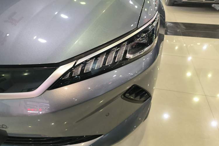 Used BYD Qin PLUS 2025 EV Smart Drive Edition 420KM Leading Model