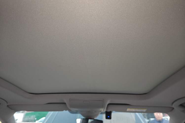 Used Volkswagen Tiguan L 2023 330TSI Automatic Two-Wheel Drive R-Line Enjoyment Edition Headliner