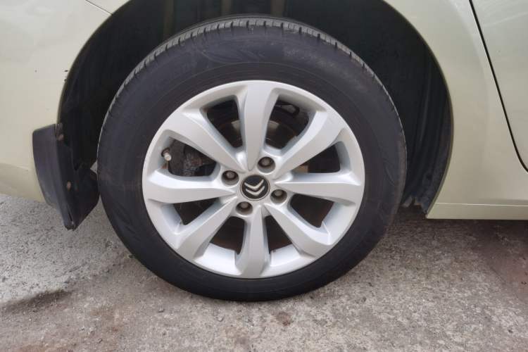 Used Citroen C4 Sega 2016 1.6L Automatic Comfort Model Exterior 2