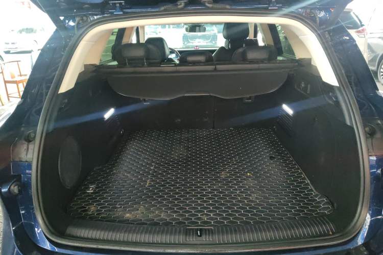 Used VOYAH FREE 2021 Four-Wheel Drive Standard Range-Extended Exclusive Luxury Package
