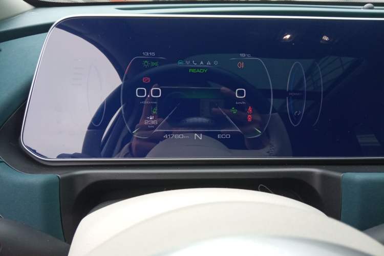 Used ORA Good Cat 2021 400km Standard Range Venus Edition Lithium Iron Phosphate Instrument Cluster