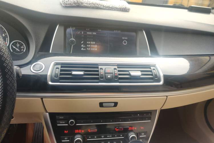 Used BMW 5 Series GT 2011 535i xDrive Luxury Edition
