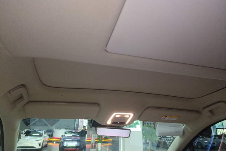 Used Nio ES8 2026 Model 6-seat Executive Signature Edition Headliner