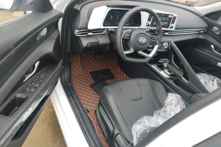 Used Hyundai Elantra 2023 1.5L CVT GLX Elite Edition