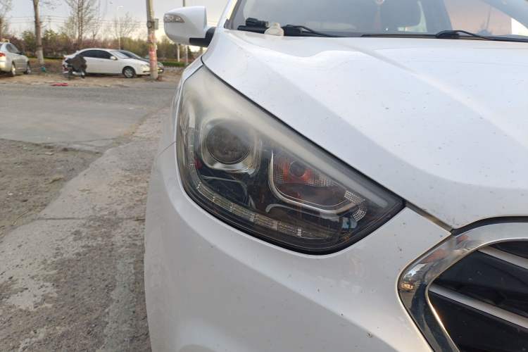 Used Hyundai ix35 2015 2.0L Automatic 2WD Smart Version China V Standard
