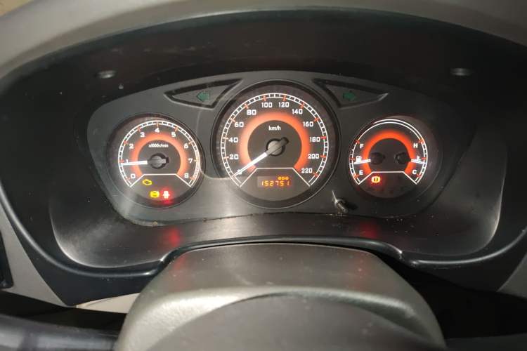 Used Soueast V3 Lingyue 2011 Revised Version 1.5L Manual – Style Edition Instrument Cluster