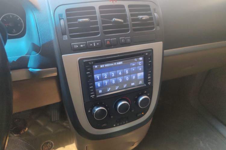 Used Buick GL8 2011 2.4L LT Executive Edition