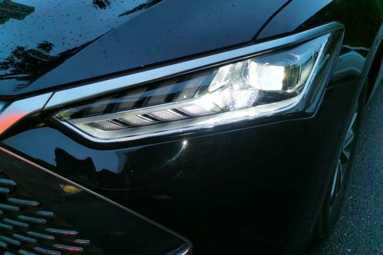 Used BYD Qin PLUS 2023 Champion Edition DM-i 55KM Leading Model