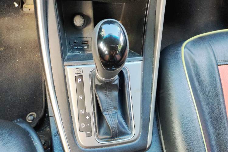 Used Hyundai Elantra (5th Generation / Langdong) 2015 1.6L Automatic Fashion Model
