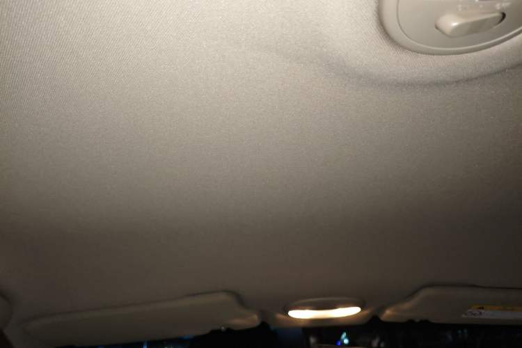 Used Buick Excelle 2013 1.5L Automatic Classic Model
