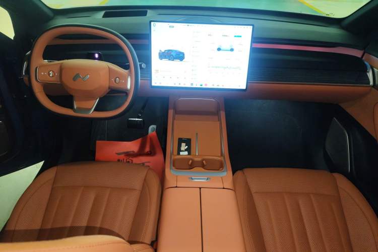 Used ONVO L60 2024 60 kWh All-Wheel Drive
