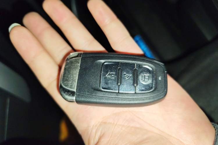 Used Chevrolet Captiva 2014 2.4L 4x4 Flagship Edition 7 Seats