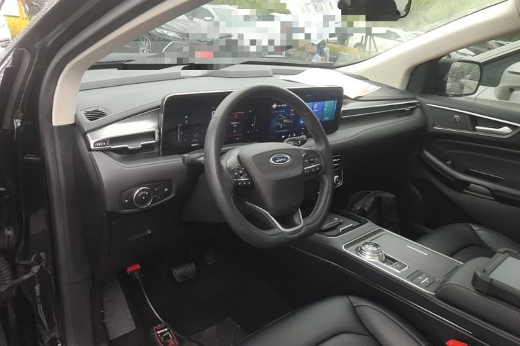 Used Ford Edge 2021 PLUS EcoBoost 245 Two-Wheel-Drive Platinum Edition 5 Seats