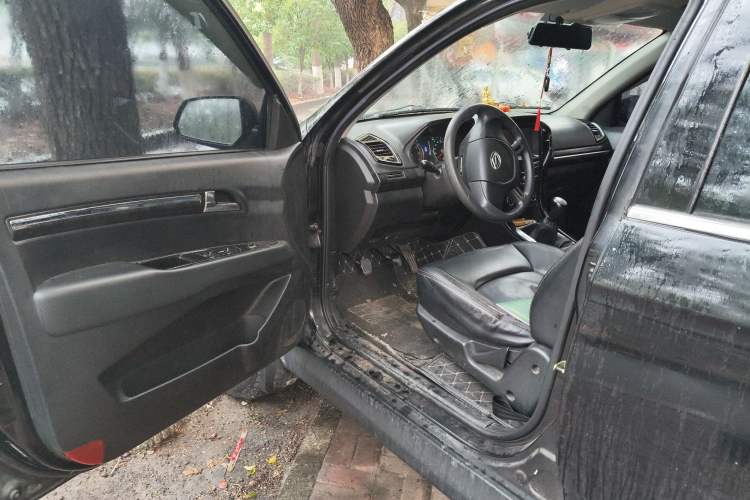 Used Land X8 2014 Explorer Edition 2.0L Urban Pioneer Version