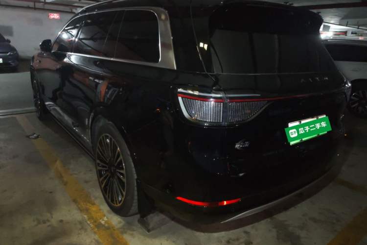 Used Hima AITO M9 2024 Range-Extended Ultra Version 42 kWh 6-Seater Model Rear Left 45 Deg