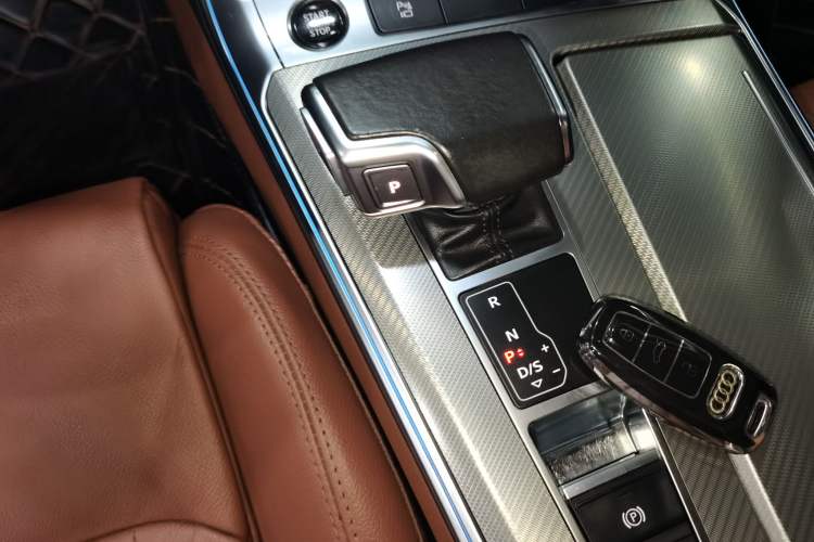 Used Audi A6L 2022 40 TFSI Luxury Prestige Edition
