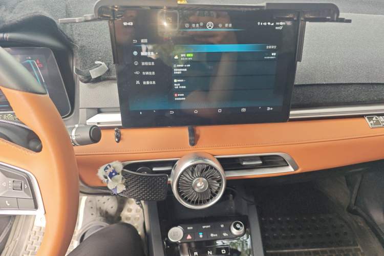 Used BYD e2 2021 Luxury Model Audio And AC Panel