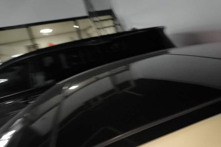 Used Toyota Avalon 2022 Dual-Engine 2.5L XLE Premium Edition Roof