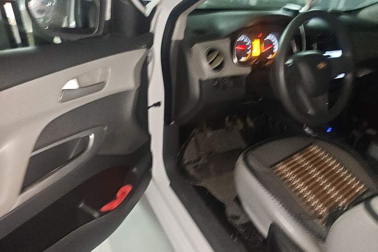 Used Chevrolet Sail 2015 Sail 3 1.5L Manual with Ideal Sunroof Edition