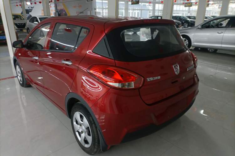 Used Baojun 310 2016 1.2L manual Comfort trim level