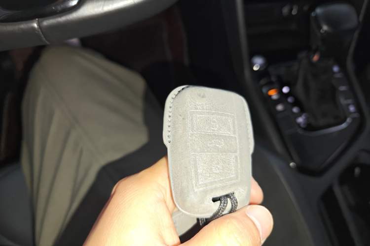 Used Volkswagen Tiguan L 2021 330TSI Automatic Two-Wheel Drive Smart Edition Interior 1