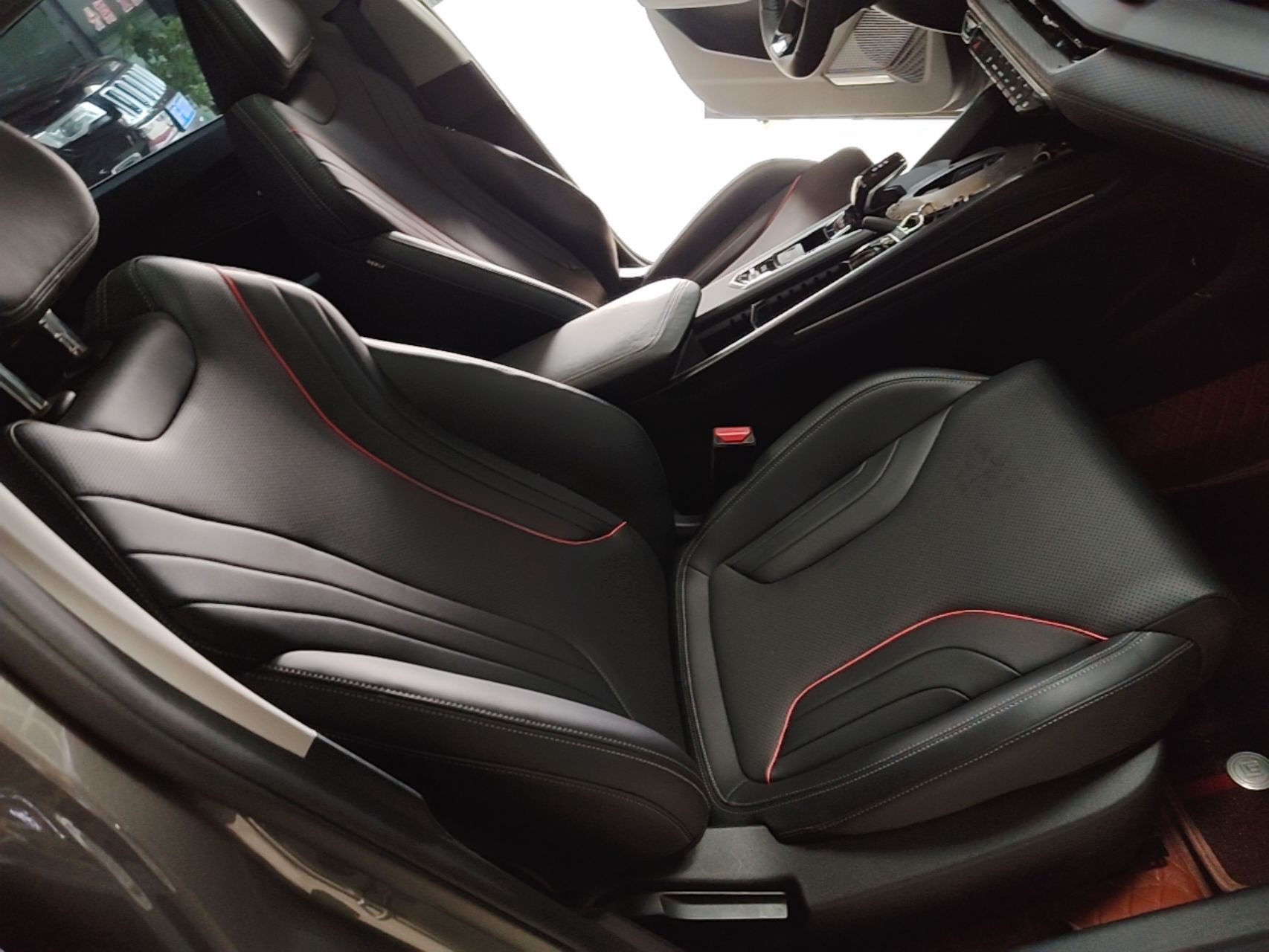 Geely Auto Binray 2024 Binrui COOL 1.5T DCT Longteng Edition — снимка 19