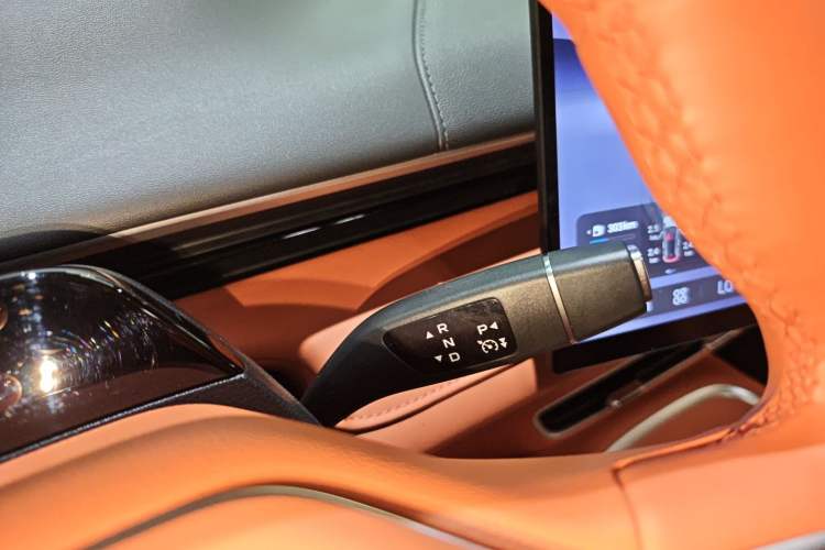 Used Deepal S07 2024 215Max Qiankun Intelligent Driving ADS SE Range-Extended Version
