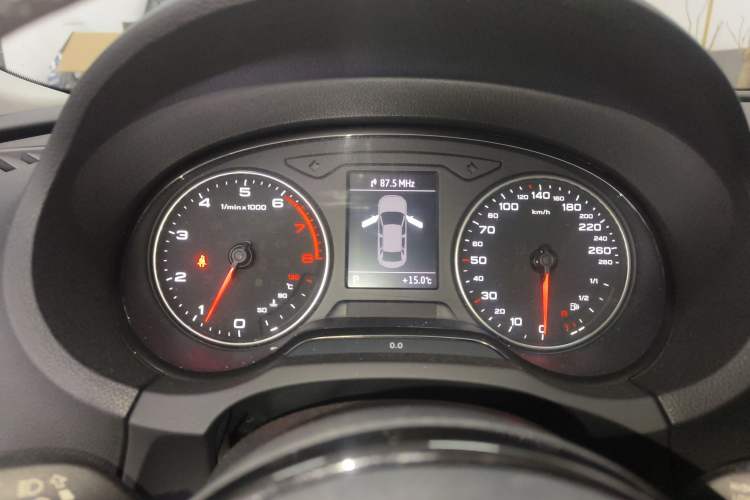 Used Audi A3 2014 Limousine 35 TFSI Automatic Comfort Model
