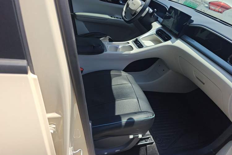 Used Geely Galaxy Geome 2025 310km Youth Edition
