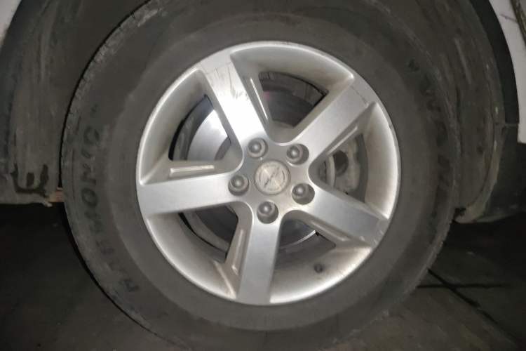 Used Zotye Domy X5 2015 1.5T CVT Landlord Model China IV Standard
