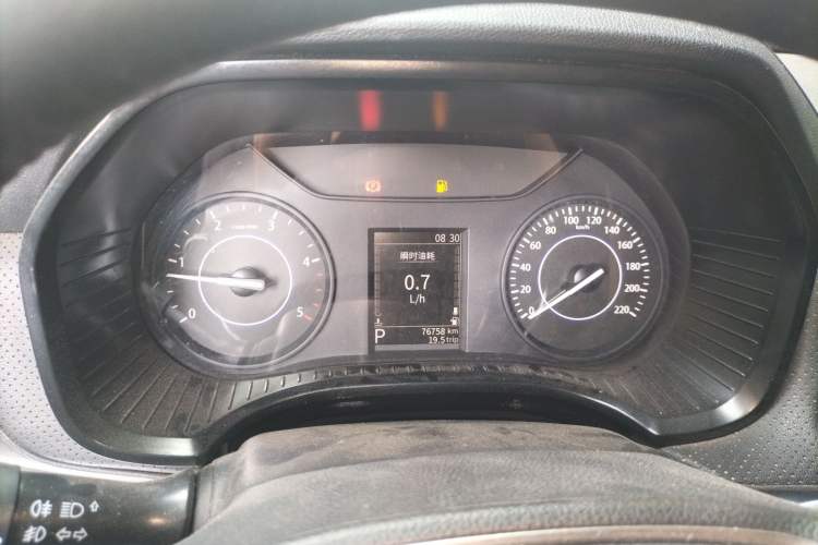 Used JMC Yuhu 7 2022 2.0T Automatic Diesel Two-Wheel Drive Comfort Plus Long Wheelbase