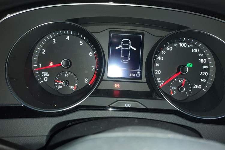 Used Volkswagen Magotan 2020 330TSI DSG Leading Model Instrument Cluster