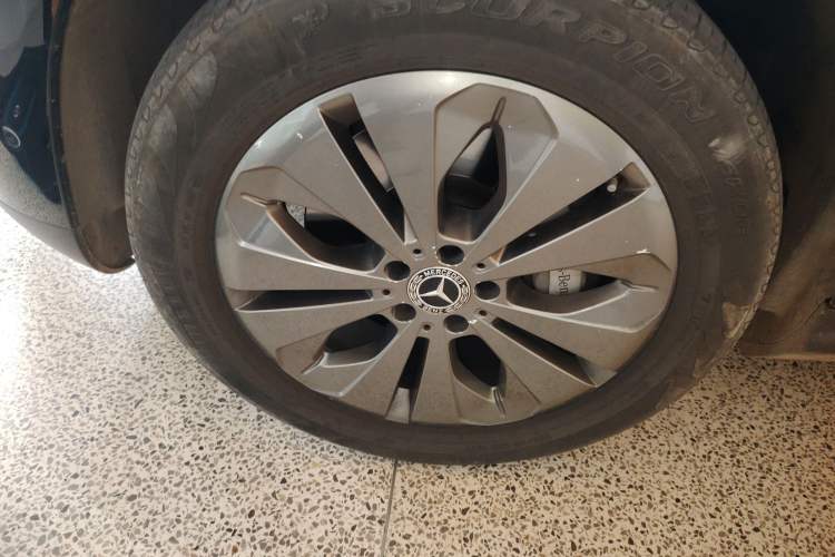 Used Mercedes-Benz EQC 2022 EQC 350 4MATIC Exterior 4