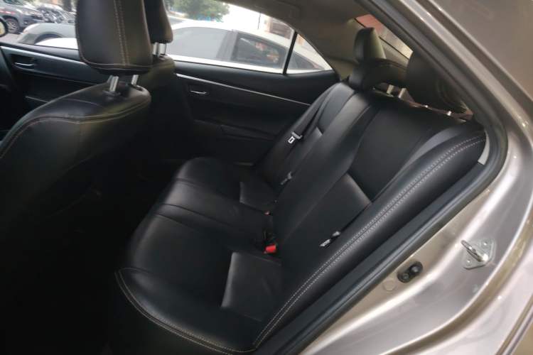 Used Toyota Corolla 2018 1.2T S-CVT GL Smart Enjoyment Version Left Rear Seat