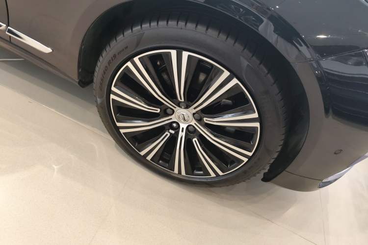 Used Volvo S90 2024 B5 Luxury Smart Edition