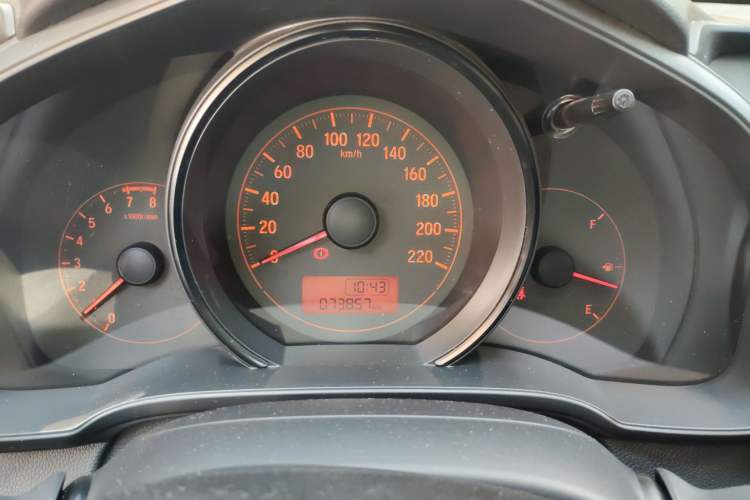 Used Honda Fit 2014 1.5L LX Manual Comfort Model
