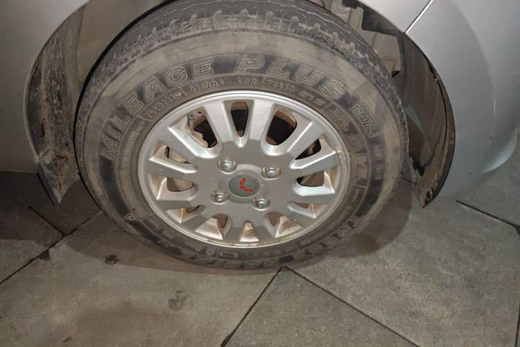 Used Wuling Rongguang V 2018 1.5L Standard Version
