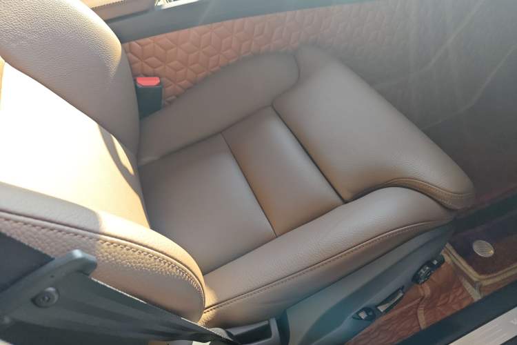 Used Volvo XC60 2025 B5 Four-Wheel Drive Smart & Advanced Luxury Edition
